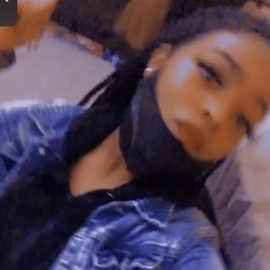 Meet your Posher, Nia